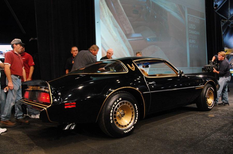  Pontiac Firebird Trans Am Bandit Special Edition 1980 года  (фото 10 из 21)